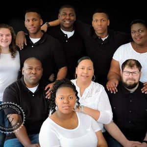 Meet your Posher, Iris